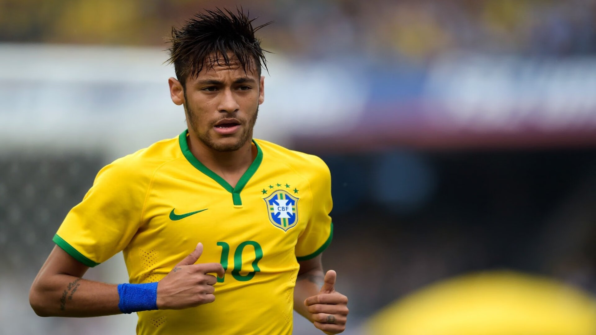 维尼修斯进攻端无人可挡，洪都拉斯单节拉开中国，当足球成为一面破碎的镜子